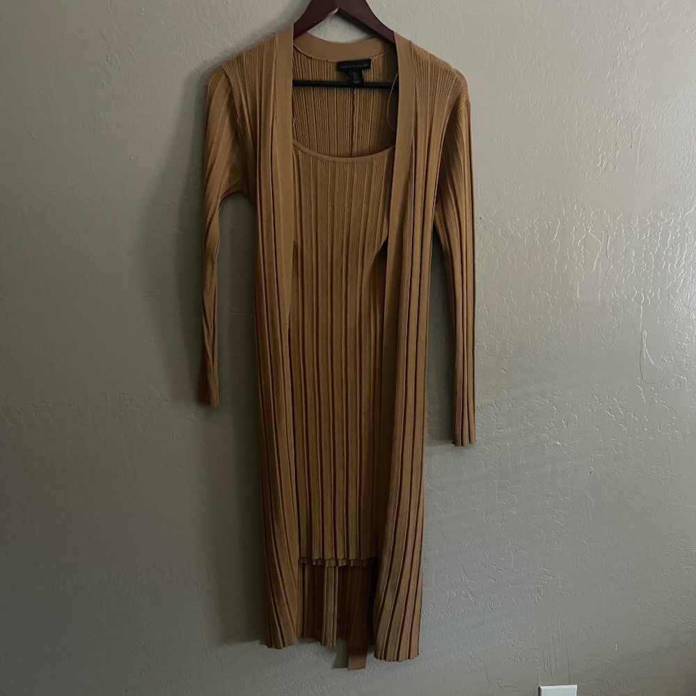 NWT New House of Harlow 1960 Mustard 2 Piece Knit Set Dress Cardigan Size Small